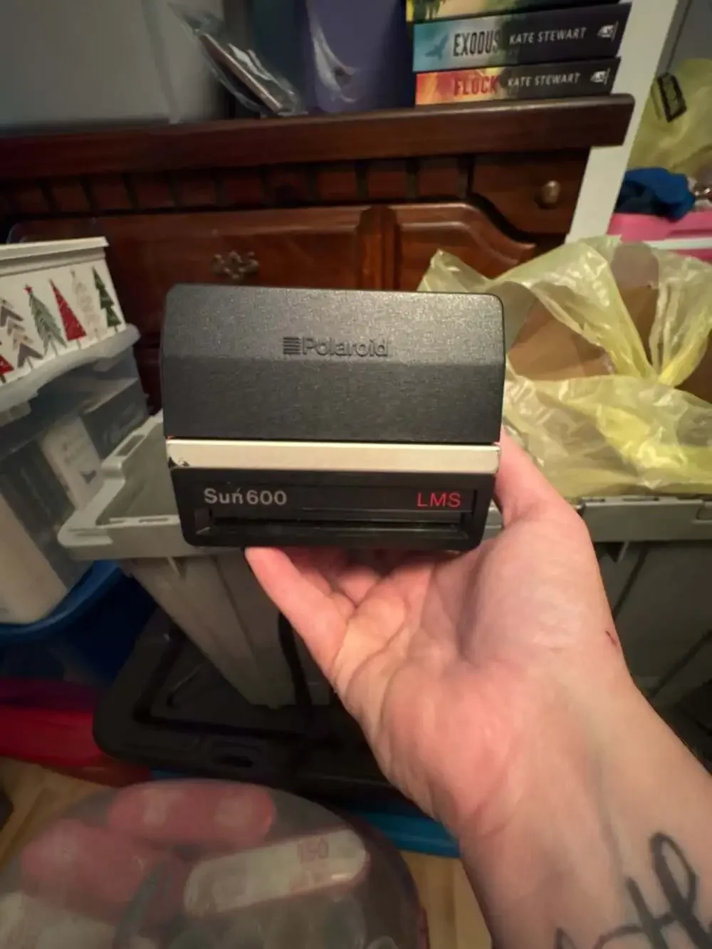 Vintage Polaroid Sun 600 LMS Instant Film Camera